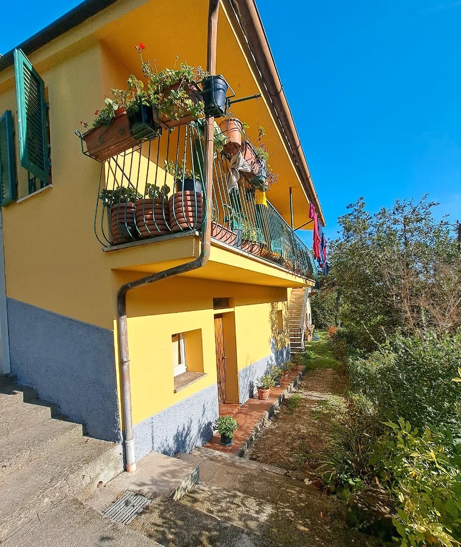 BIFAMILIARE VENDITA PERUGIA PONTE RIO