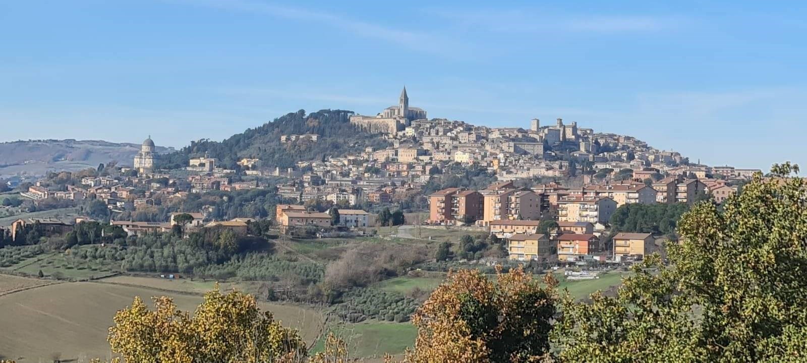 RUSTICO - CASALE VENDITA TODI
