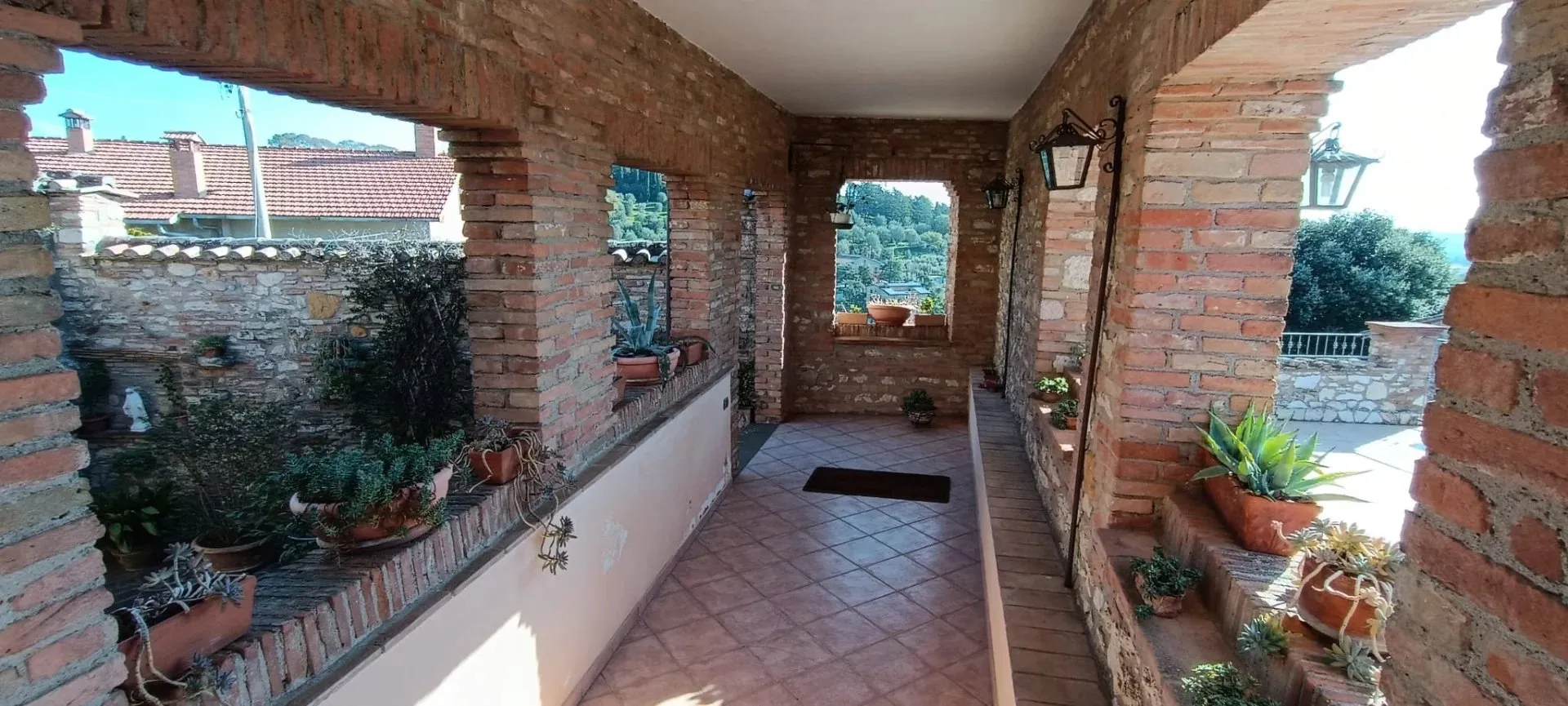 VILLA VENDITA CORCIANO SAN MARIANO