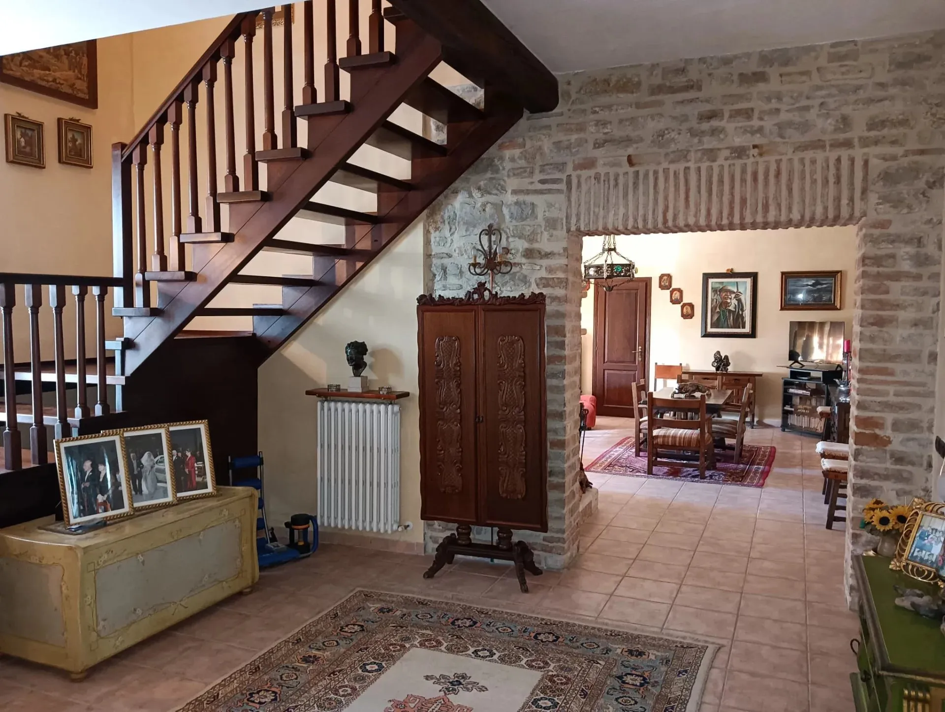 VILLA VENDITA CORCIANO SAN MARIANO