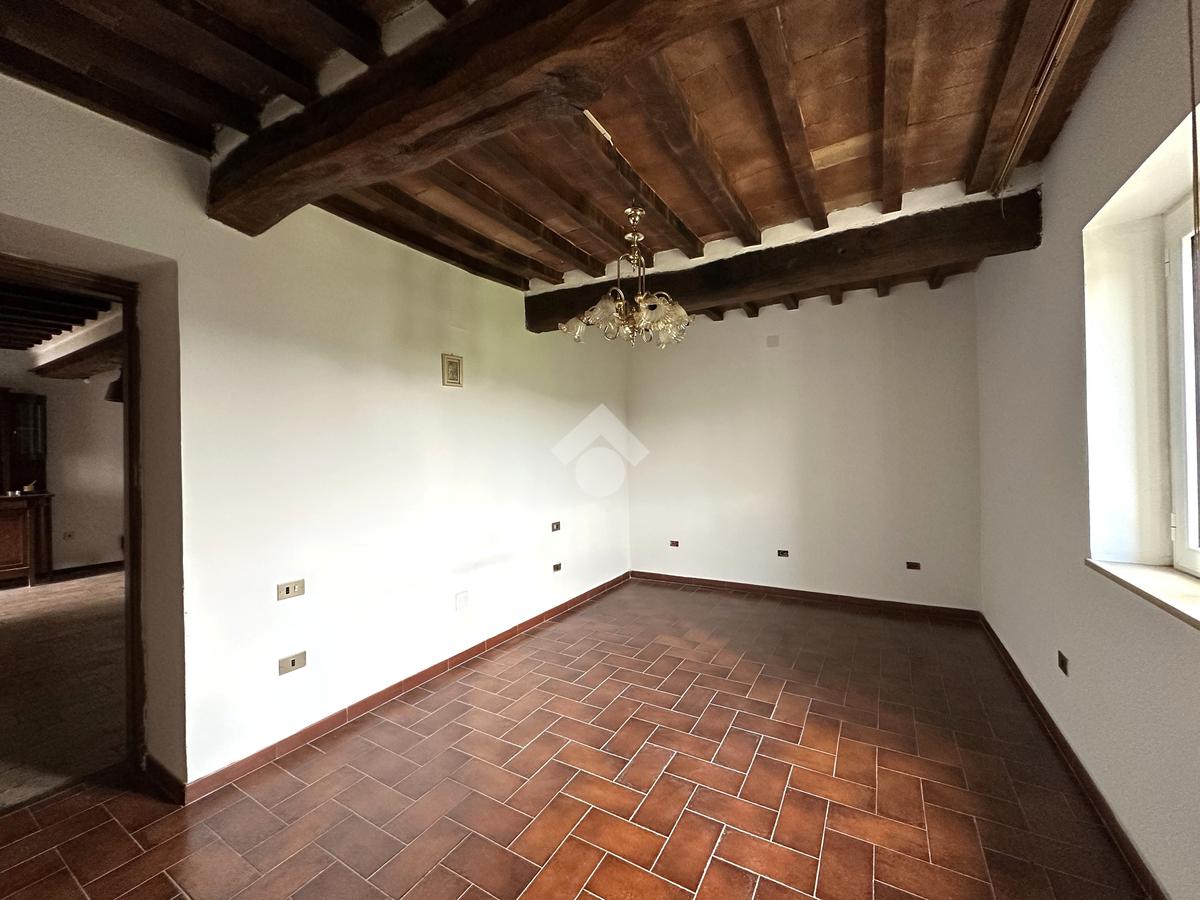 PORZIONE DI CASA VENDITA MONTECASTRILLI