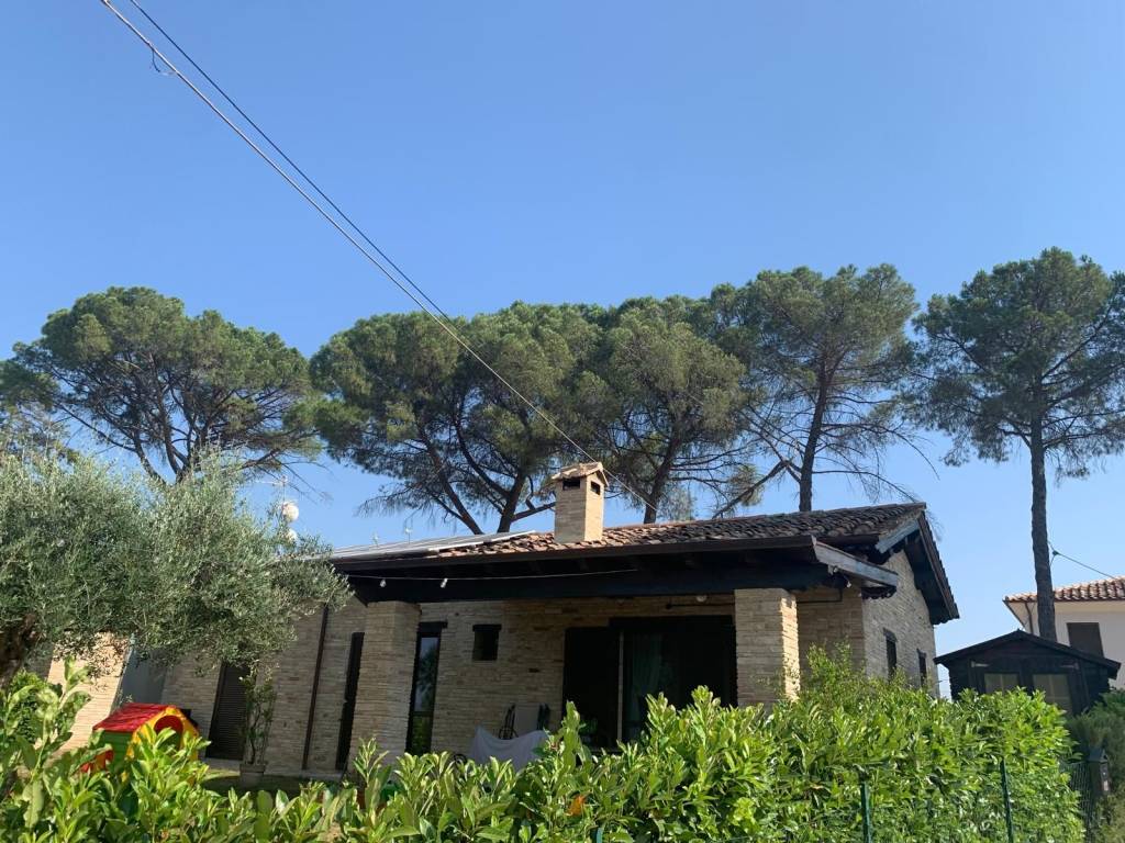 VILLA BIFAMILIARE VENDITA PERUGIA SAN MARTINO IN COLLE