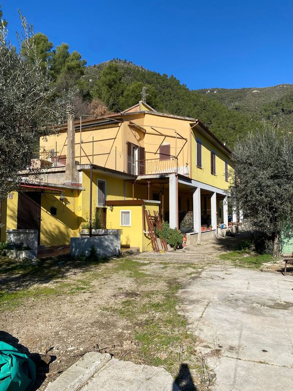 CASA INDIPENDENTE VENDITA TERNI ROCCA SAN ZENONE