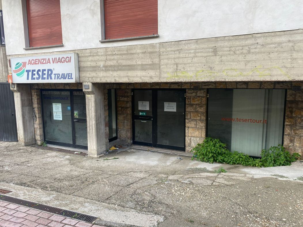 NEGOZIO AFFITTO PERUGIA SAN SISTO