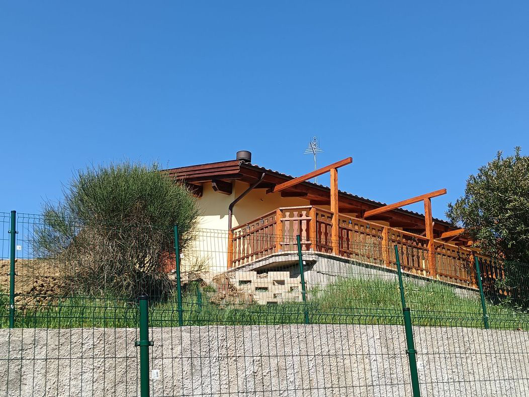 VILLA VENDITA MAGIONE