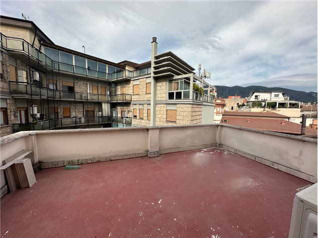 APPARTAMENTO VENDITA TERNI CENTRO STORICO