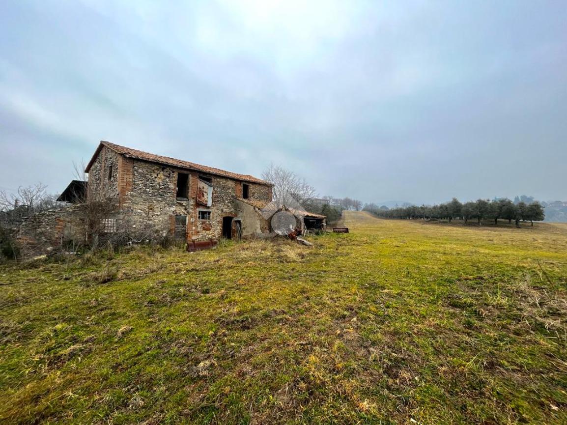 RUSTICO - CASALE VENDITA NARNI