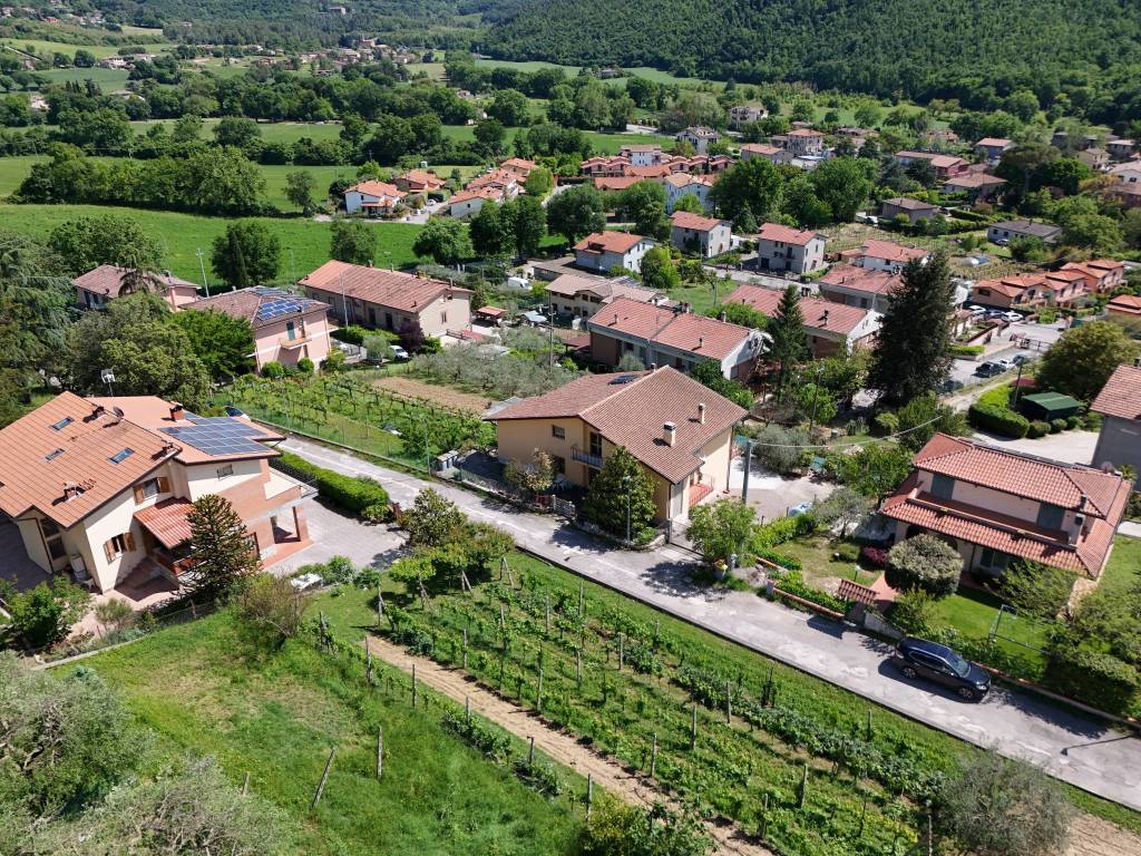 TERRENO EDIFICABILE VENDITA PERUGIA CANNETO
