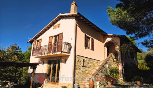 VILLA VENDITA ASSISI