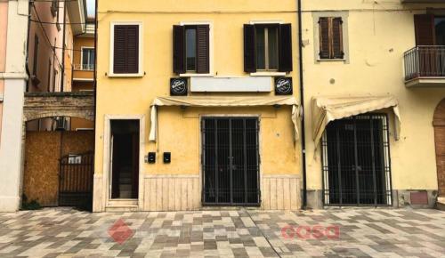 NEGOZIO VENDITA BASTIA UMBRA