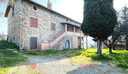 RUSTICO - CASALE VENDITA PERUGIA