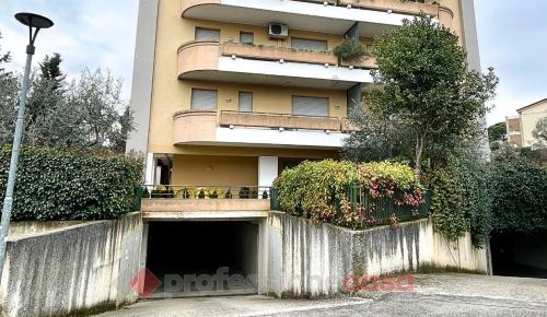 BOX - GARAGE VENDITA PERUGIA