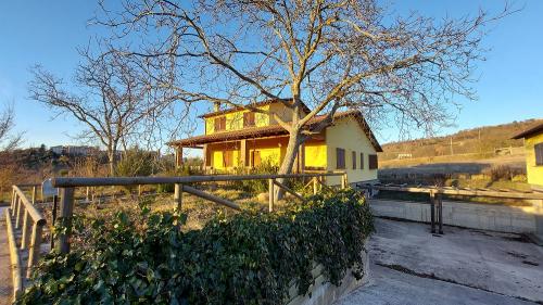 CASA INDIPENDENTE VENDITA GUALDO TADINO