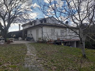 VILLA PORZIONE VENDITA TERNI