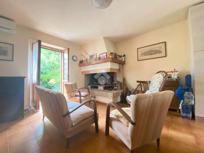 PORZIONE DI CASA VENDITA ACQUASPARTA