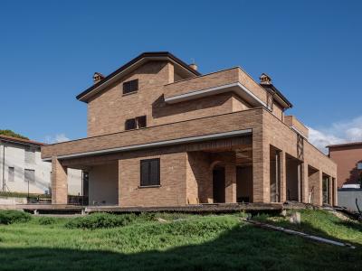VILLA BIFAMILIARE VENDITA PERUGIA CASTEL DEL PIANO