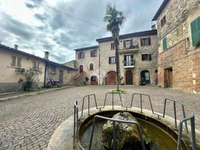 APPARTAMENTO VENDITA MONTECASTRILLI CASTELTODINO