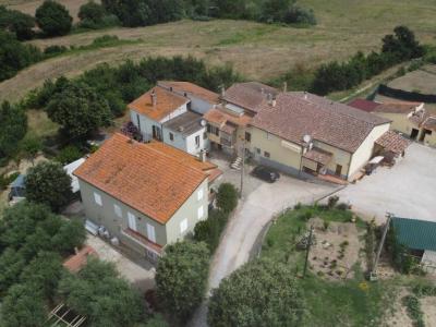 PORZIONE DI CASA VENDITA COLLAZZONE COLLEPEPE