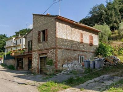CASA INDIPENDENTE VENDITA PERUGIA FERRO DI CAVALLO