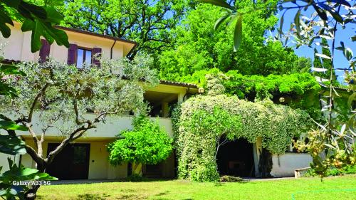 VILLA VENDITA FOLIGNO