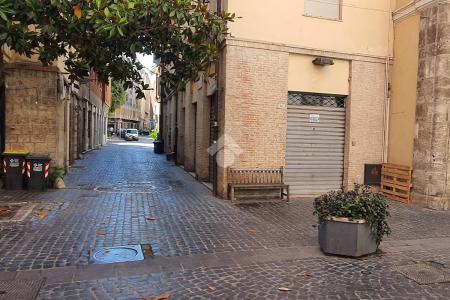 NEGOZIO VENDITA TERNI CENTRO STORICO