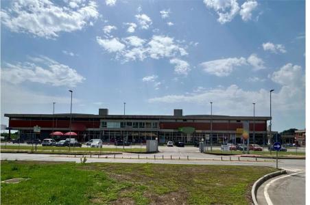 NEGOZIO AFFITTO MAGIONE