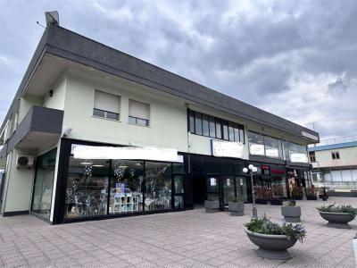 NEGOZIO AFFITTO GUALDO TADINO