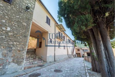 PORZIONE DI CASA VENDITA MASSA MARTANA