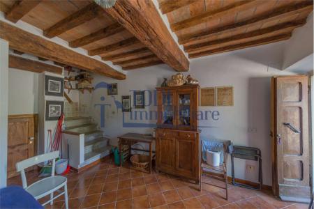 PORZIONE DI CASA VENDITA TODI
