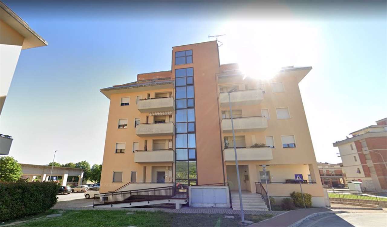 4 O PIÙ LOCALI VENDITA PERUGIA