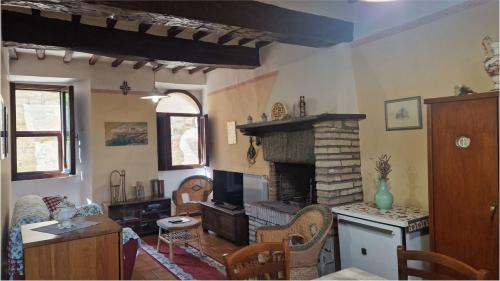 PORZIONE DI CASA VENDITA MONTE CASTELLO DI VIBIO