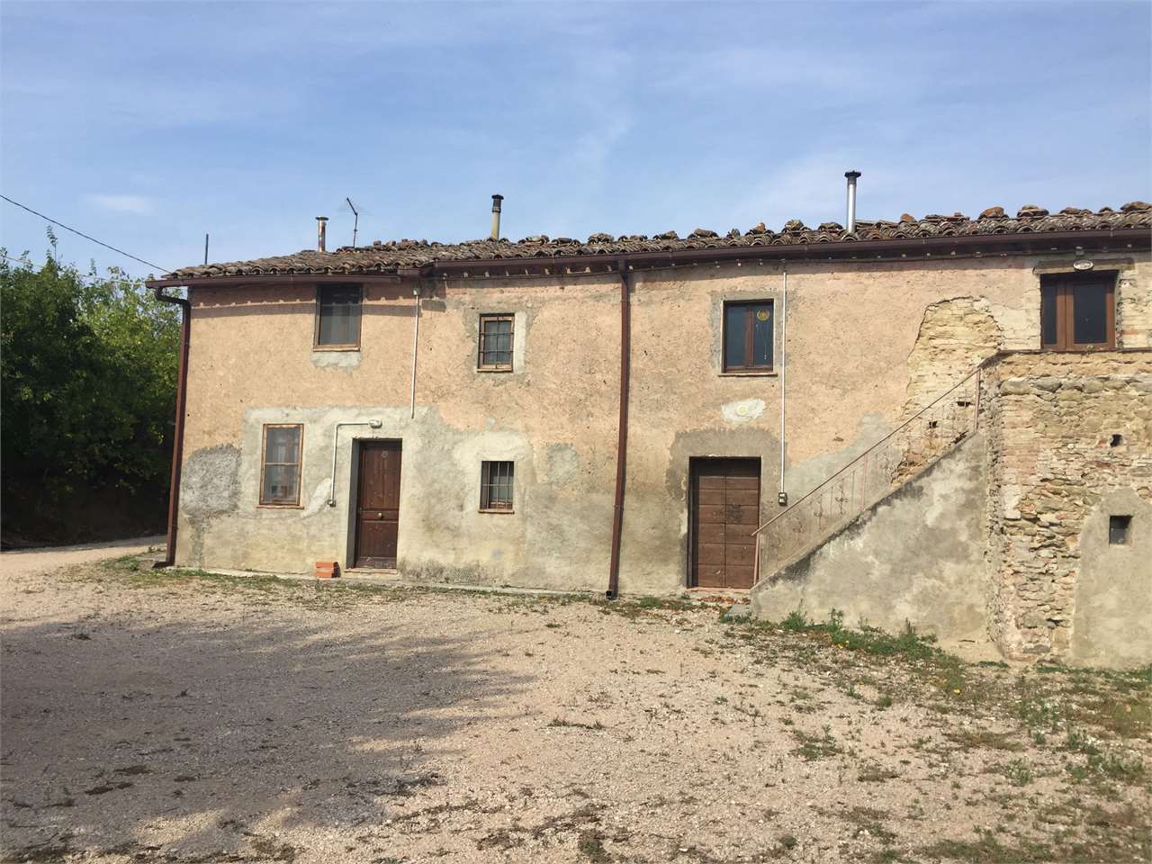 RUSTICO - CASALE VENDITA MAGIONE