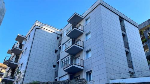 4 O PIÙ LOCALI VENDITA PERUGIA