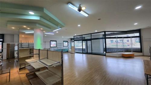 CAPANNONE VENDITA COLLAZZONE COLLEPEPE