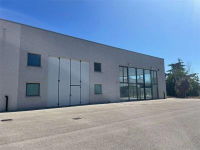 CAPANNONE AFFITTO PERUGIA MONTEBELLO