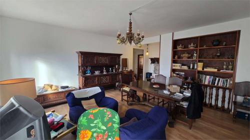 4 O PIÙ LOCALI VENDITA PERUGIA