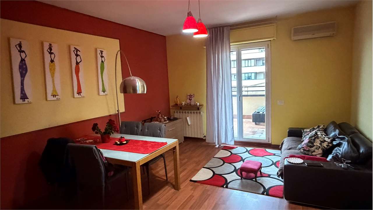 4 O PIÙ LOCALI VENDITA PERUGIA