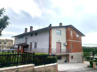 PORZIONE DI CASA VENDITA PERUGIA