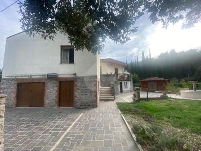 VILLA VENDITA CORCIANO MANTIGNANA