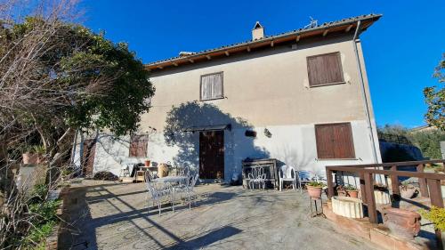CASA INDIPENDENTE VENDITA MONTECASTRILLI CASTEL DELL'AQUILA