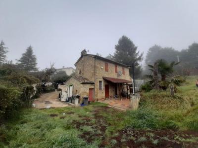 CASA INDIPENDENTE VENDITA PERUGIA MONTE TEZIO