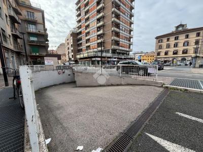 BOX - GARAGE VENDITA TERNI SEMICENTRO