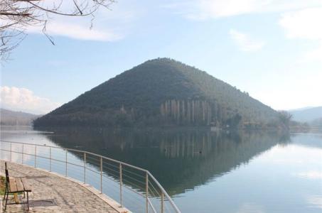 APPARTAMENTO AFFITTO TERNI 	PIEDILUCO	
