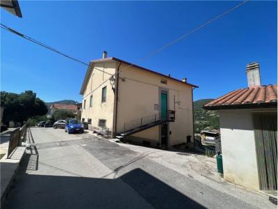 CASA INDIPENDENTE VENDITA TERNI VALSERRA