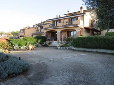 VILLA BIFAMILIARE VENDITA TERNI COLLESCIPOLI