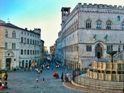 RISTORANTE VENDITA PERUGIA CENTRO STORICO