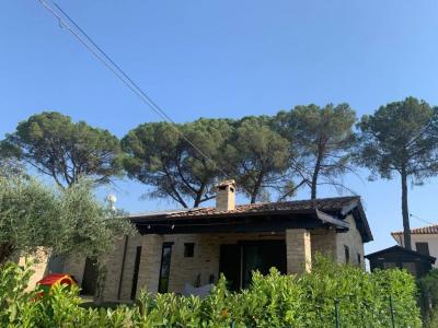 VILLA BIFAMILIARE VENDITA PERUGIA SAN MARTINO IN COLLE