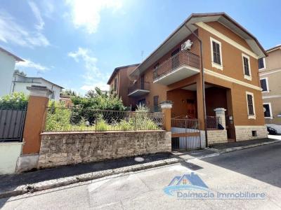 CASA INDIPENDENTE VENDITA TERNI CITTÀ GIARDINO