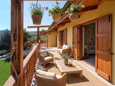 VILLA VENDITA MAGIONE