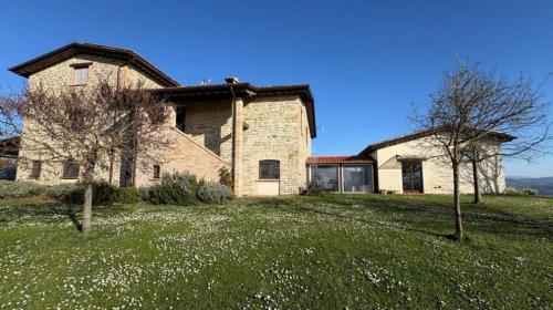 RUSTICO - CASALE VENDITA GUBBIO